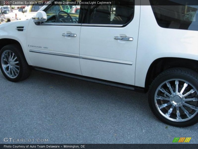 White Diamond / Cocoa/Light Cashmere 2007 Cadillac Escalade ESV AWD