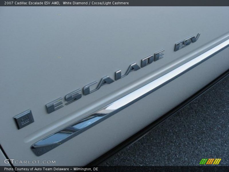 White Diamond / Cocoa/Light Cashmere 2007 Cadillac Escalade ESV AWD