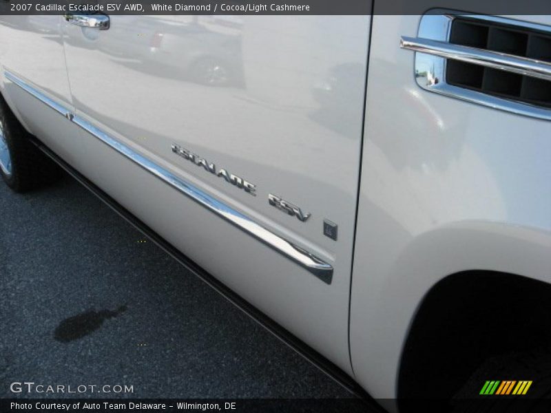 White Diamond / Cocoa/Light Cashmere 2007 Cadillac Escalade ESV AWD