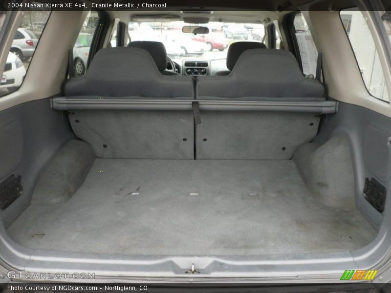 Granite Metallic / Charcoal 2004 Nissan Xterra XE 4x4