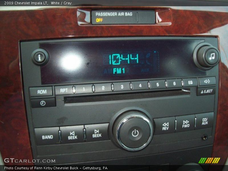 White / Gray 2009 Chevrolet Impala LT