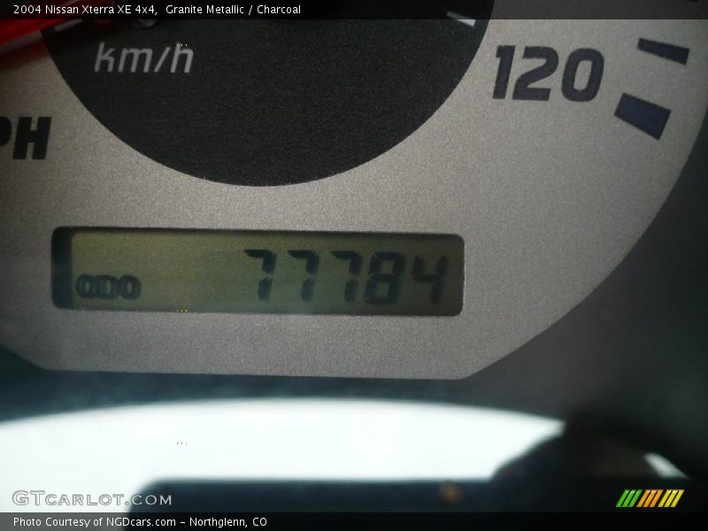 Granite Metallic / Charcoal 2004 Nissan Xterra XE 4x4