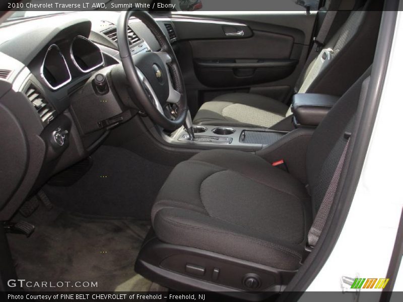 Summit White / Ebony 2010 Chevrolet Traverse LT AWD