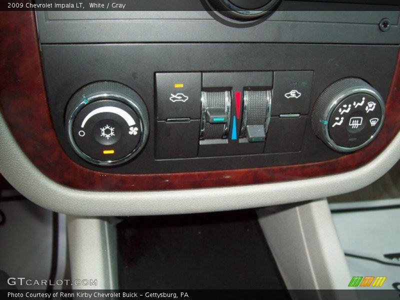 White / Gray 2009 Chevrolet Impala LT