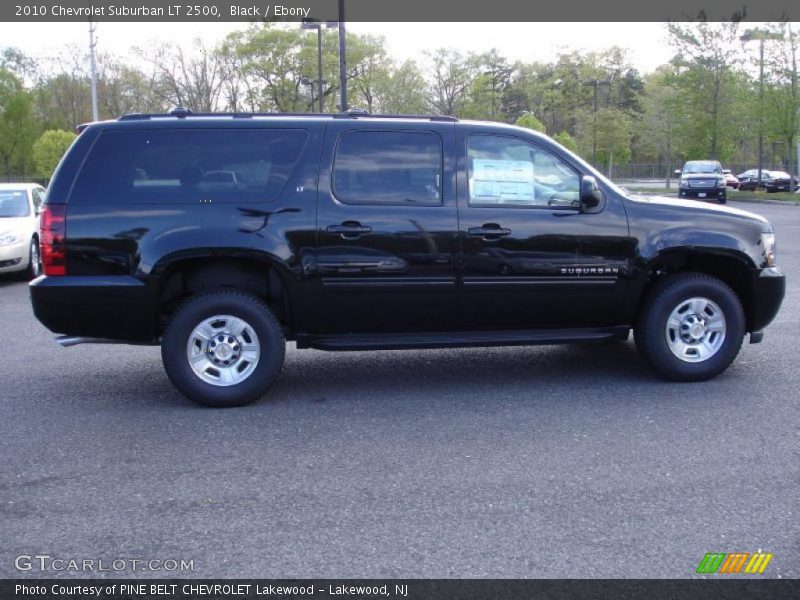 Black / Ebony 2010 Chevrolet Suburban LT 2500