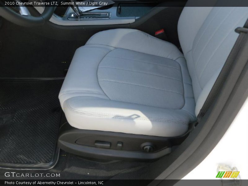 Summit White / Light Gray 2010 Chevrolet Traverse LTZ