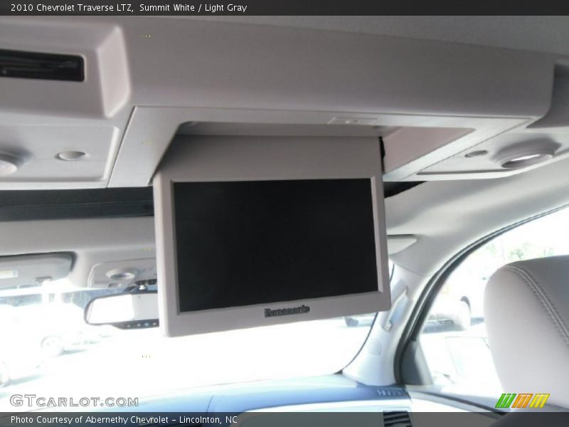 Summit White / Light Gray 2010 Chevrolet Traverse LTZ