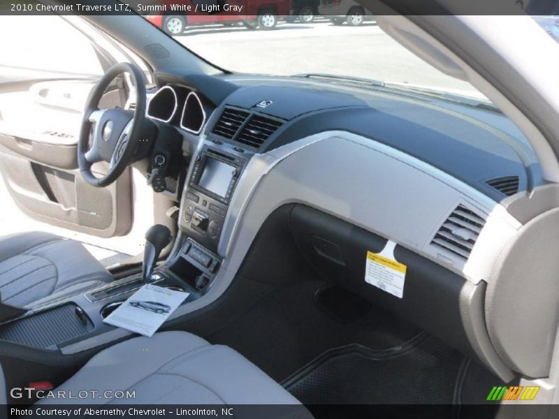 Summit White / Light Gray 2010 Chevrolet Traverse LTZ