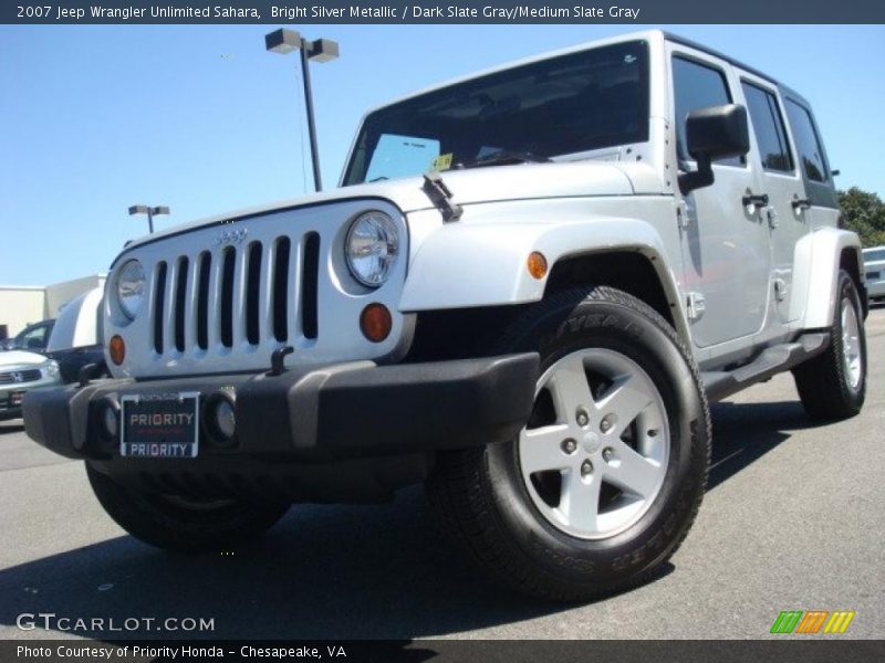 Bright Silver Metallic / Dark Slate Gray/Medium Slate Gray 2007 Jeep Wrangler Unlimited Sahara