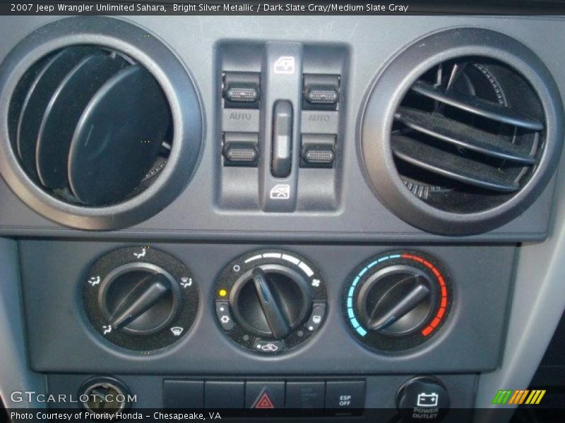 Bright Silver Metallic / Dark Slate Gray/Medium Slate Gray 2007 Jeep Wrangler Unlimited Sahara