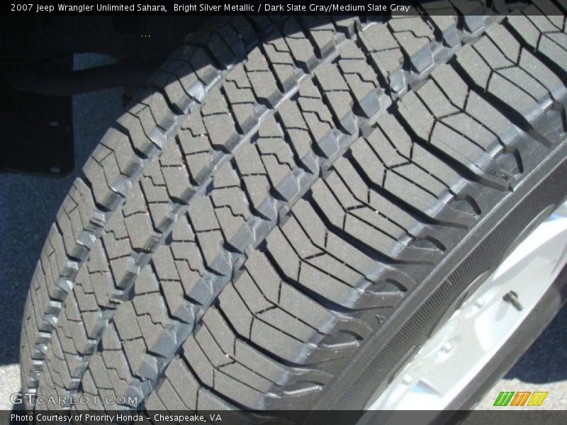 Bright Silver Metallic / Dark Slate Gray/Medium Slate Gray 2007 Jeep Wrangler Unlimited Sahara