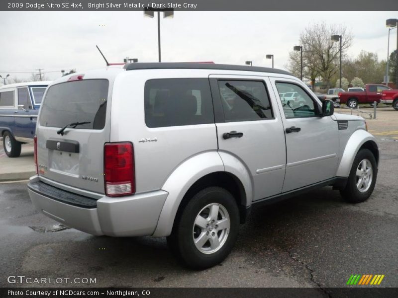 Bright Silver Metallic / Dark Slate Gray 2009 Dodge Nitro SE 4x4