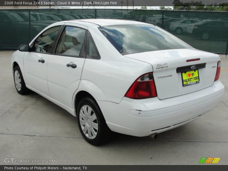 Cloud 9 White / Dark Flint/Light Flint 2006 Ford Focus ZX4 S Sedan