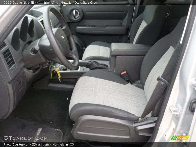 Bright Silver Metallic / Dark Slate Gray 2009 Dodge Nitro SE 4x4