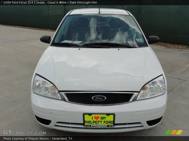 Cloud 9 White / Dark Flint/Light Flint 2006 Ford Focus ZX4 S Sedan