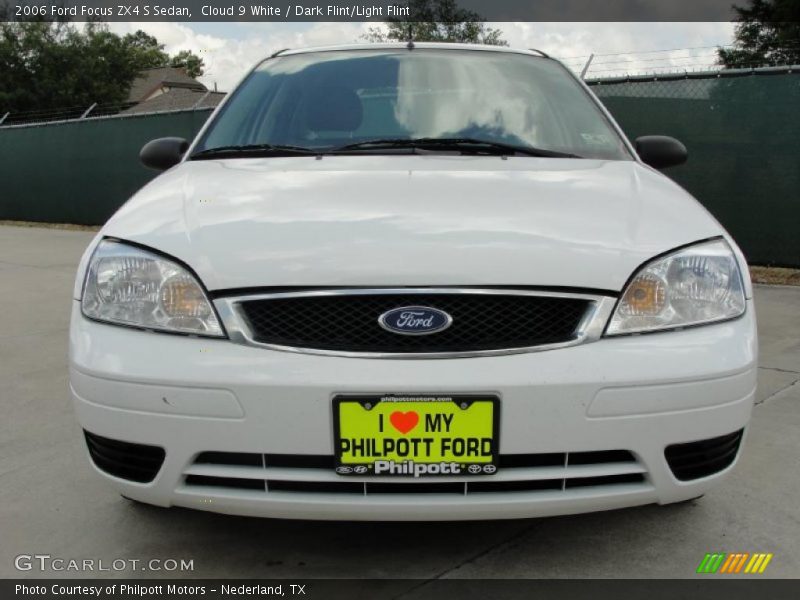 Cloud 9 White / Dark Flint/Light Flint 2006 Ford Focus ZX4 S Sedan