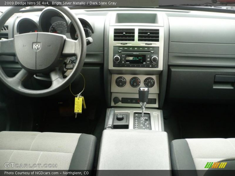 Bright Silver Metallic / Dark Slate Gray 2009 Dodge Nitro SE 4x4