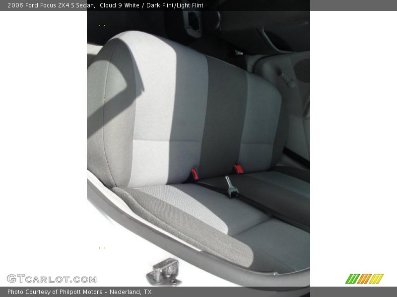 Cloud 9 White / Dark Flint/Light Flint 2006 Ford Focus ZX4 S Sedan