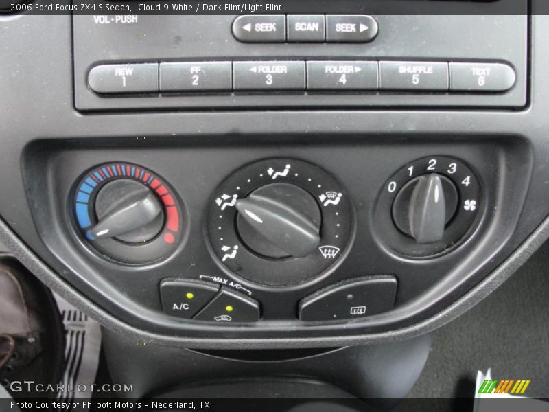 Cloud 9 White / Dark Flint/Light Flint 2006 Ford Focus ZX4 S Sedan