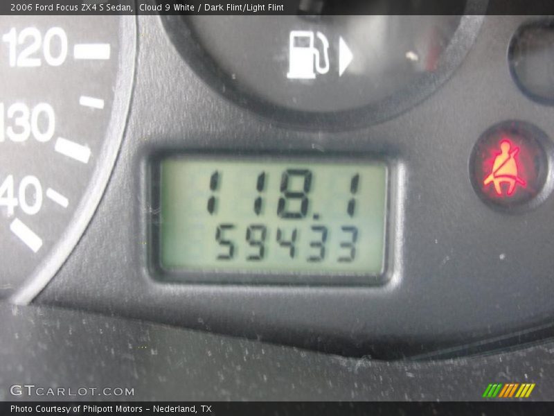 Cloud 9 White / Dark Flint/Light Flint 2006 Ford Focus ZX4 S Sedan