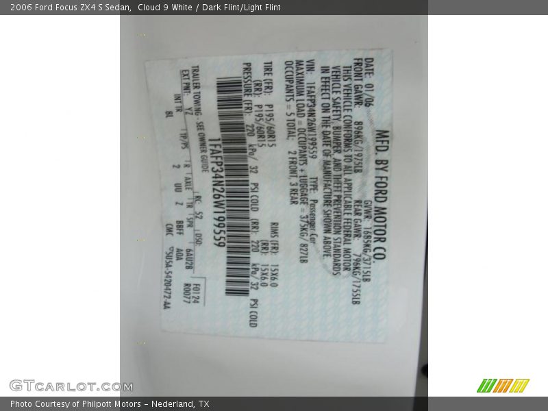 Cloud 9 White / Dark Flint/Light Flint 2006 Ford Focus ZX4 S Sedan