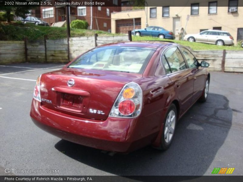 Nouveau Ruby / Blond Beige 2002 Nissan Altima 2.5 SL