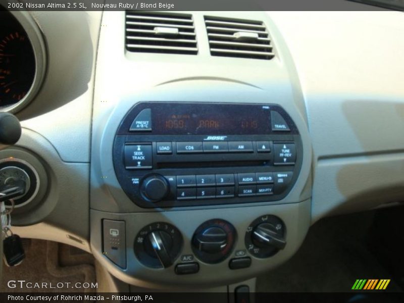 Nouveau Ruby / Blond Beige 2002 Nissan Altima 2.5 SL