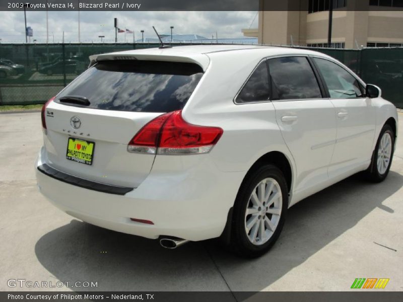 Blizzard Pearl / Ivory 2009 Toyota Venza I4