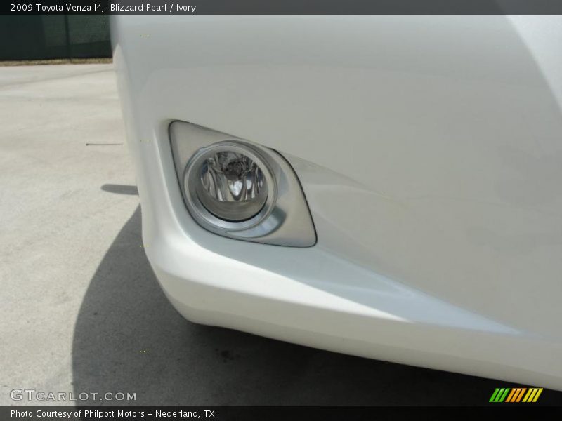 Blizzard Pearl / Ivory 2009 Toyota Venza I4