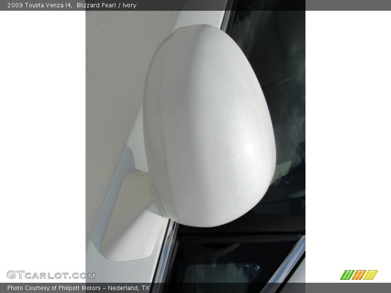 Blizzard Pearl / Ivory 2009 Toyota Venza I4