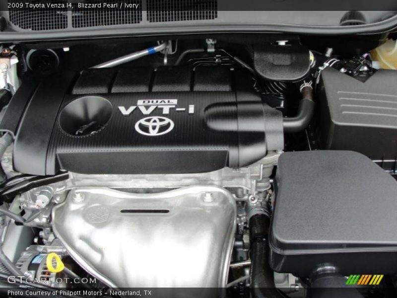 Blizzard Pearl / Ivory 2009 Toyota Venza I4