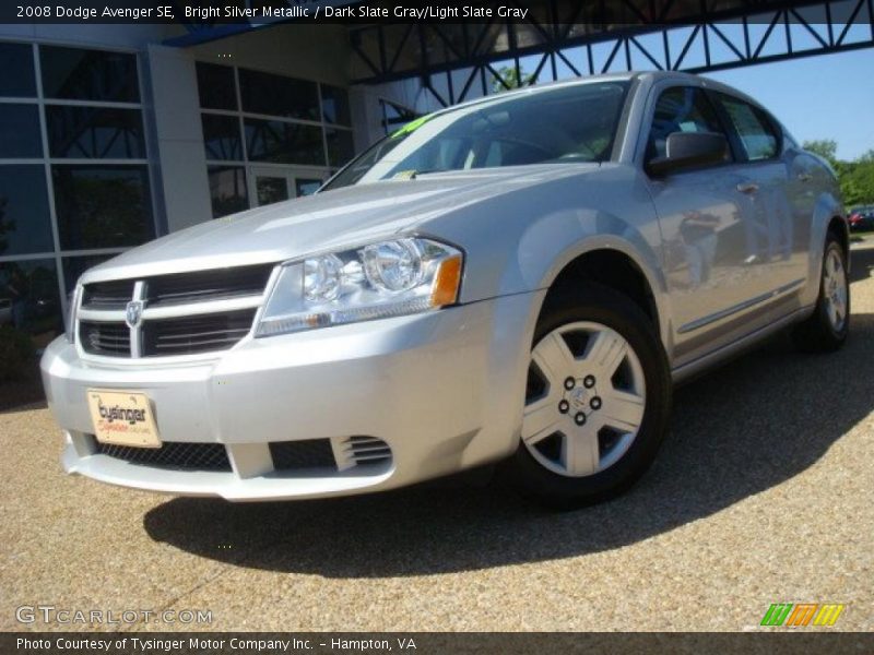 Bright Silver Metallic / Dark Slate Gray/Light Slate Gray 2008 Dodge Avenger SE
