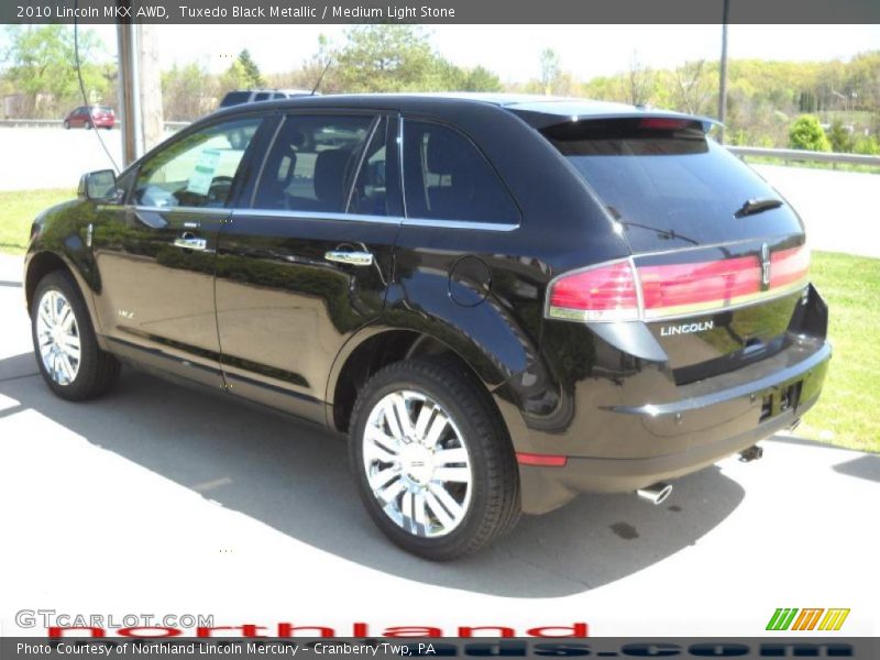 Tuxedo Black Metallic / Medium Light Stone 2010 Lincoln MKX AWD