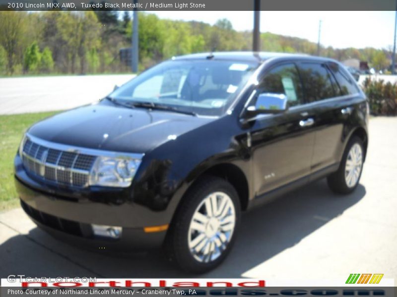 Tuxedo Black Metallic / Medium Light Stone 2010 Lincoln MKX AWD