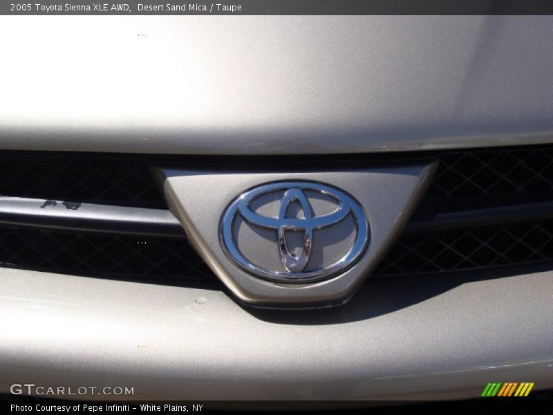 Desert Sand Mica / Taupe 2005 Toyota Sienna XLE AWD