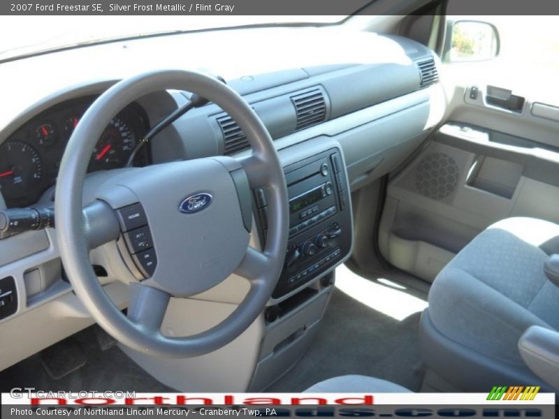 Silver Frost Metallic / Flint Gray 2007 Ford Freestar SE