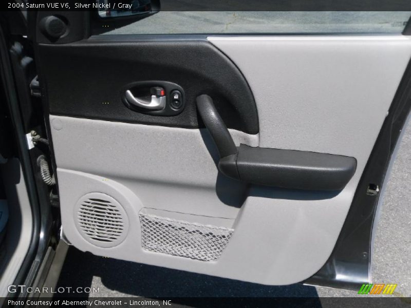 Silver Nickel / Gray 2004 Saturn VUE V6