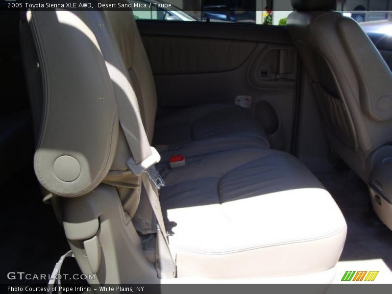 Desert Sand Mica / Taupe 2005 Toyota Sienna XLE AWD
