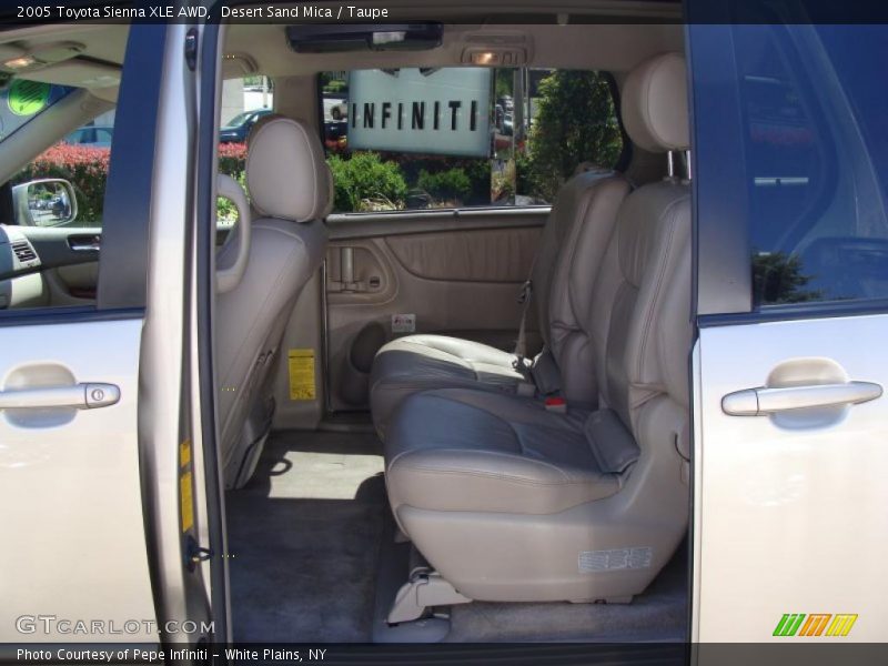 Desert Sand Mica / Taupe 2005 Toyota Sienna XLE AWD