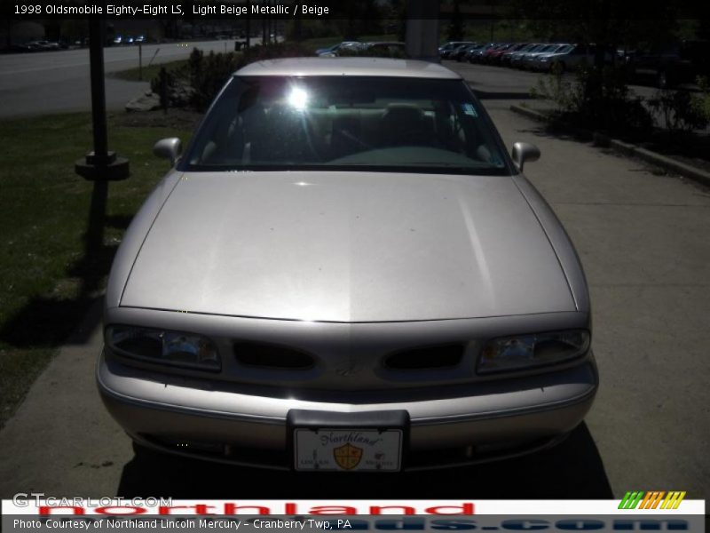 Light Beige Metallic / Beige 1998 Oldsmobile Eighty-Eight LS