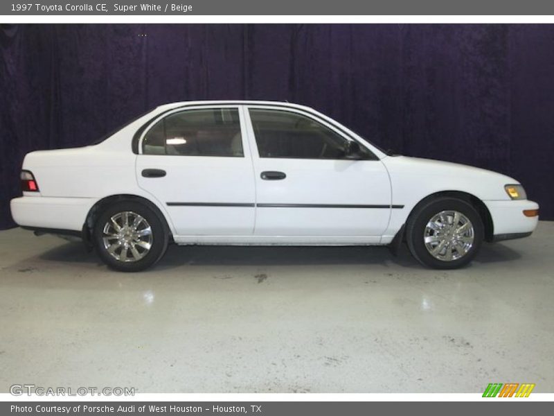 Super White / Beige 1997 Toyota Corolla CE
