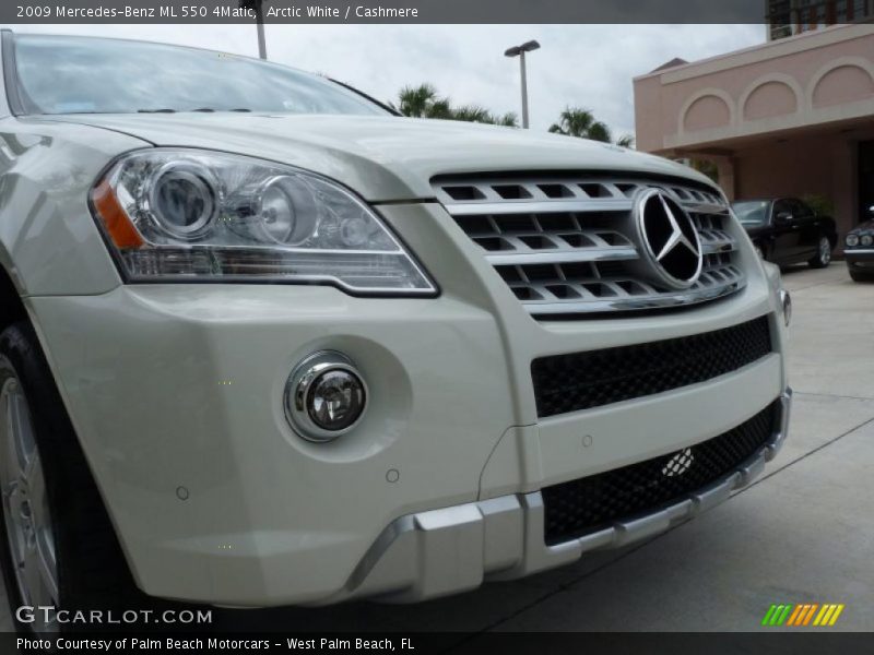 Arctic White / Cashmere 2009 Mercedes-Benz ML 550 4Matic