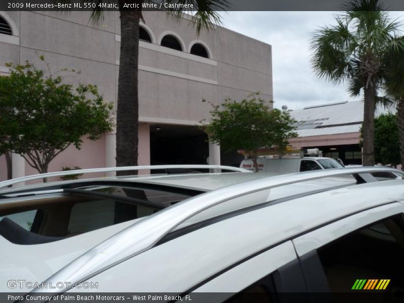 Arctic White / Cashmere 2009 Mercedes-Benz ML 550 4Matic