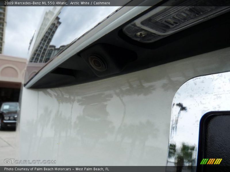 Arctic White / Cashmere 2009 Mercedes-Benz ML 550 4Matic