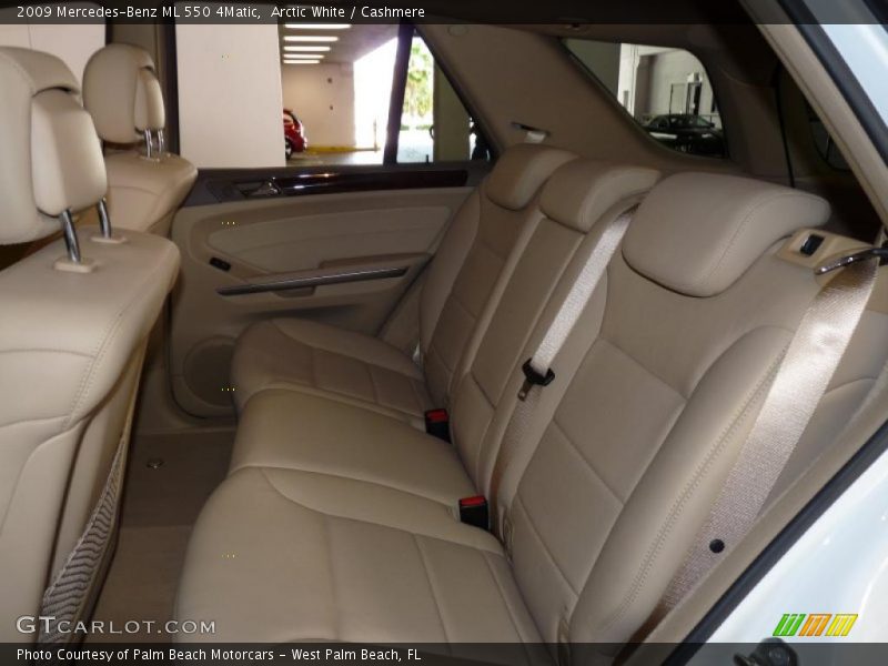 Arctic White / Cashmere 2009 Mercedes-Benz ML 550 4Matic