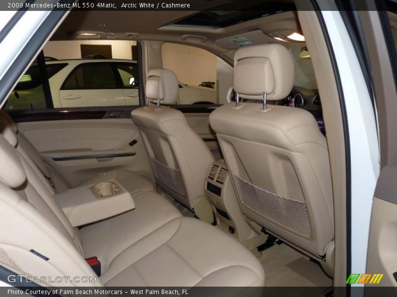 Arctic White / Cashmere 2009 Mercedes-Benz ML 550 4Matic