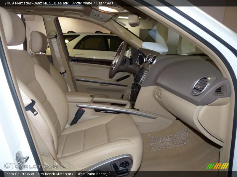 Arctic White / Cashmere 2009 Mercedes-Benz ML 550 4Matic