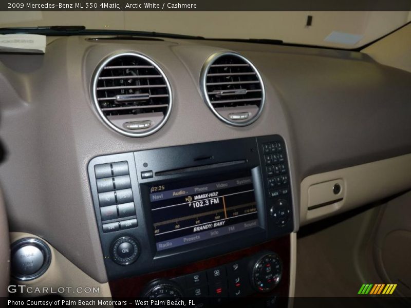 Arctic White / Cashmere 2009 Mercedes-Benz ML 550 4Matic