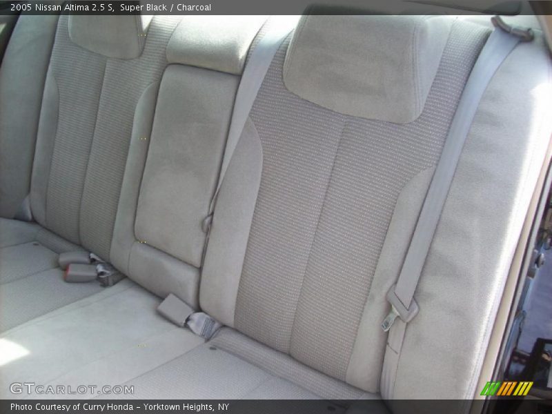Super Black / Charcoal 2005 Nissan Altima 2.5 S