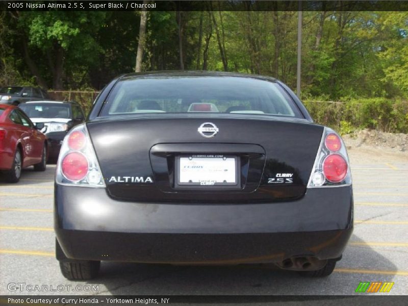 Super Black / Charcoal 2005 Nissan Altima 2.5 S
